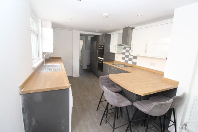 5, Norman Street, Cardiff photo 3