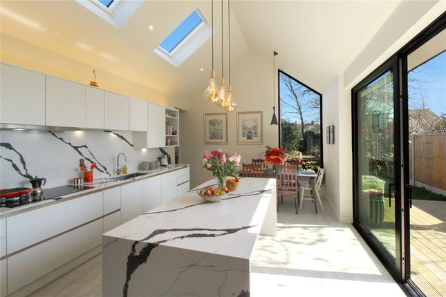4-bed house on 146, Tankerville Drive, Essex, £675,000