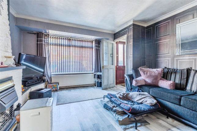5, Boothroyden Close, Manchester photo 4