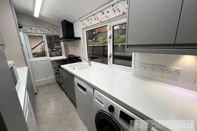 Malvern House, 93, High Street, Rhondda Cynon Taff photo 3