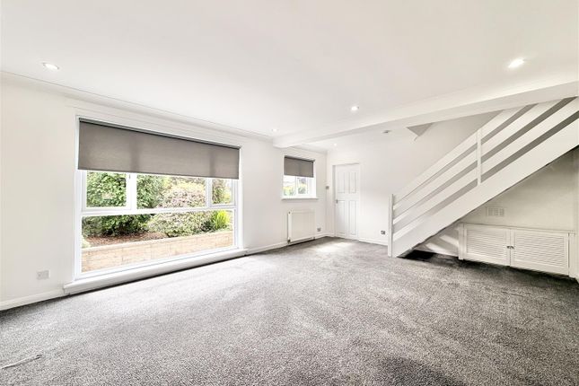 7, Laverock Avenue, Hamilton photo 3