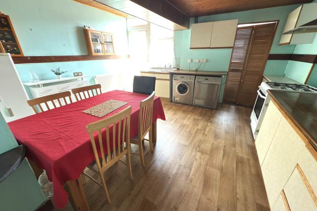 18, Park Road, Exmouth photo 2