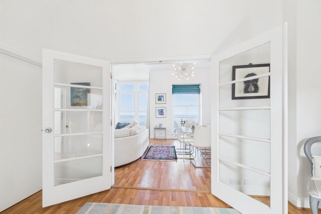 4 Cheyne Beach Apartments, Capstone Crescent, Ilfracombe photo 4