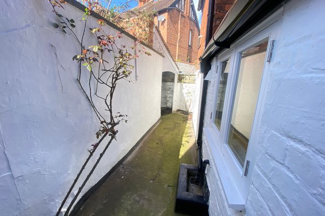 Terraced house for sale in Mount Street, Shrewsbury