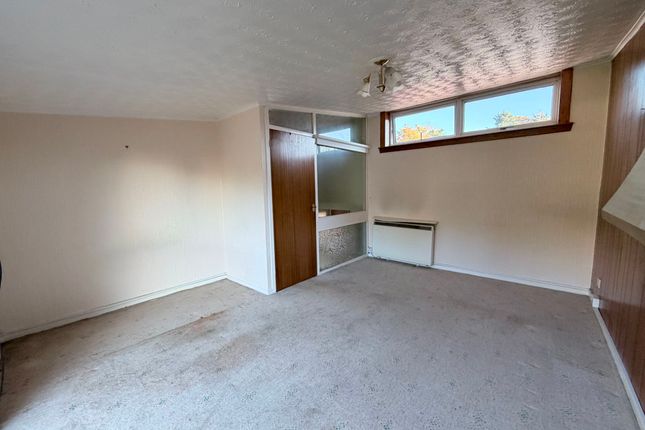 48h Braeface Road, Glasgow photo 4