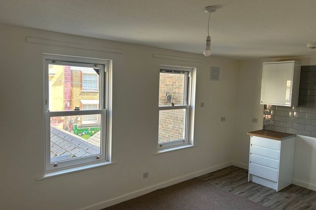 12, Harvey Place, Folkestone photo 5
