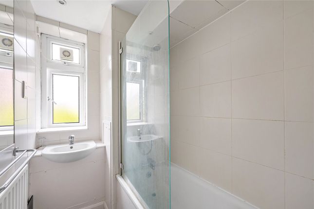Flat for sale in Wiltshire Close, London