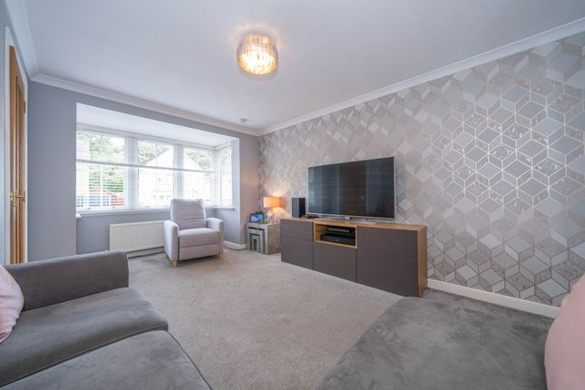 97 Buchanan Crescent, Livingston photo 5