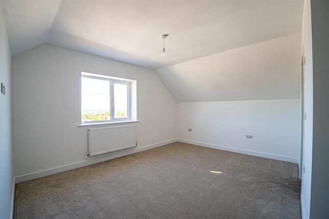 2B, Maplehurst Close, St. Leonards-On-Sea photo 4