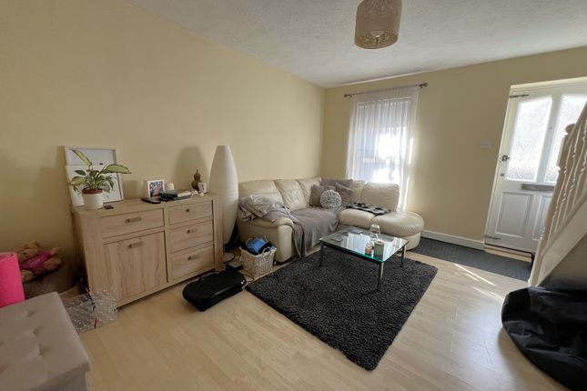 4 Rose Cottages , Head Street, Halstead photo 2