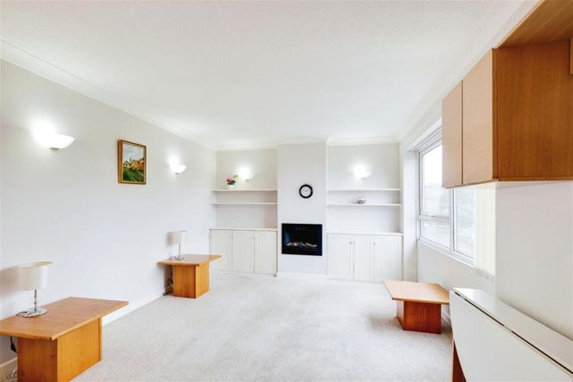 Flat 34, Homeview House, Seldown Road, Poole photo 4