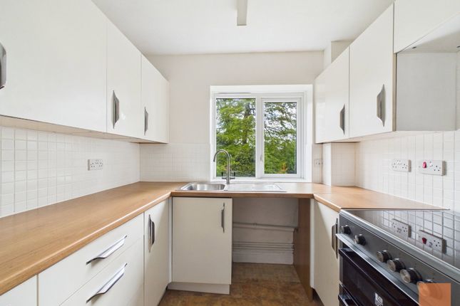 4, Penhaligon Court, Truro photo 3
