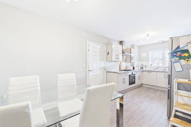 50, Dreadnaught Drive, Gloucestershire photo 4