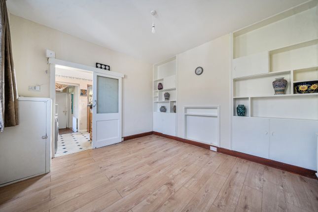 20, Rutland Walk, London photo 2