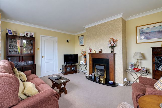2 Milson Close, Barton-Upon-Humber photo 2