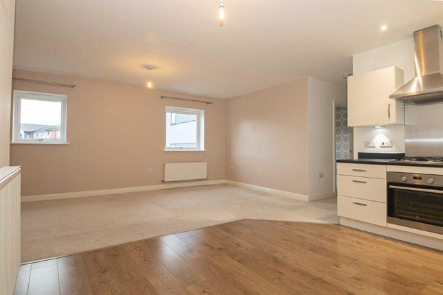 Flat to rent in Norden Mead, Walton, Milton Keynes