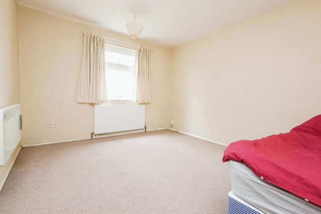 Town house for sale in Longley Crescent, Sheldon, Birmingham