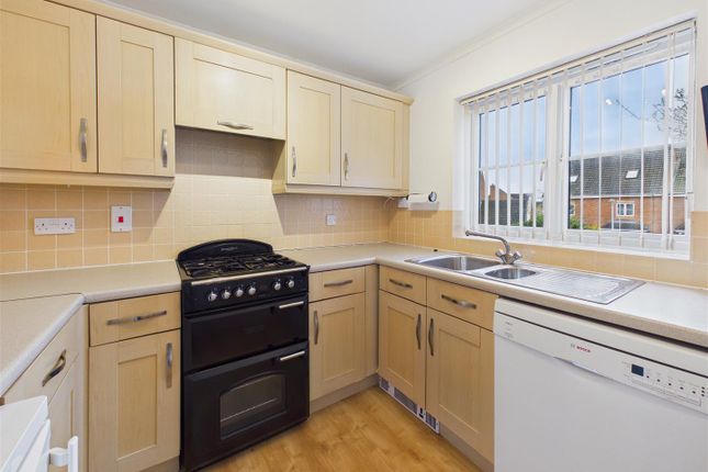 1, Lilac Road, Brough photo 4