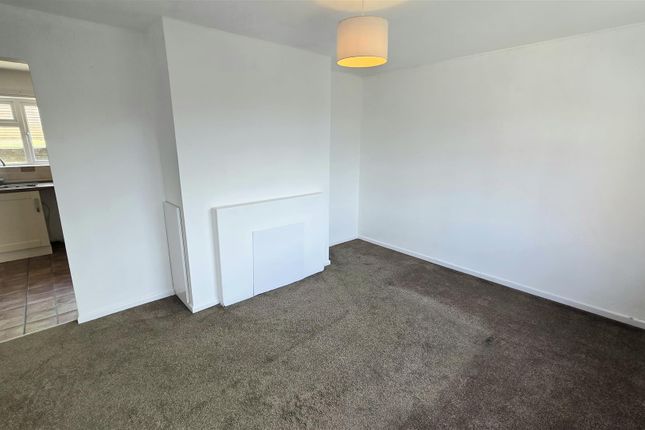 27, Bowley Road, Hailsham photo 5