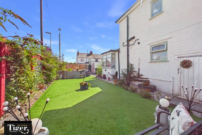 60, Maitland Avenue, Thornton-Cleveleys photo 2
