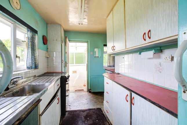 41, Caton Green Road, Lancaster photo 4