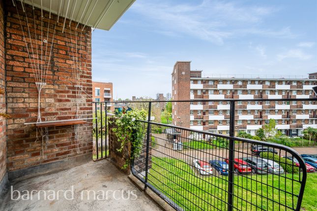 Flat for sale in Patmore Estate, London