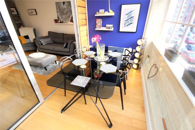 2 Bed Flat For In The Met Apartments Hilton Street Manchester 04 Of The Met Apartments Hilton Street Manchester M1