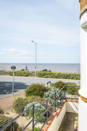 Flat 15, Garden House Boston Square, Hunstanton photo 2