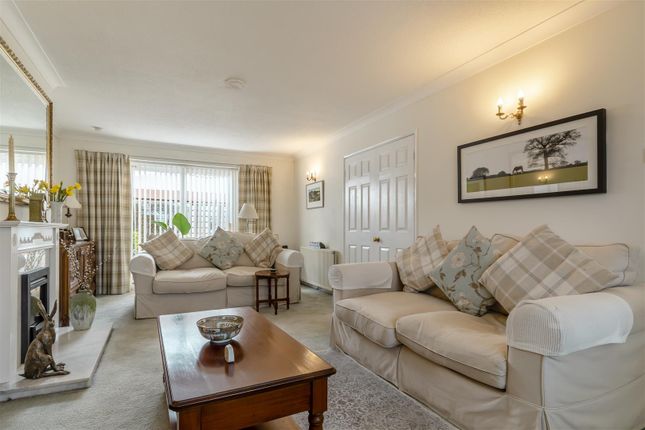19, Onslow Road, Newent photo 4