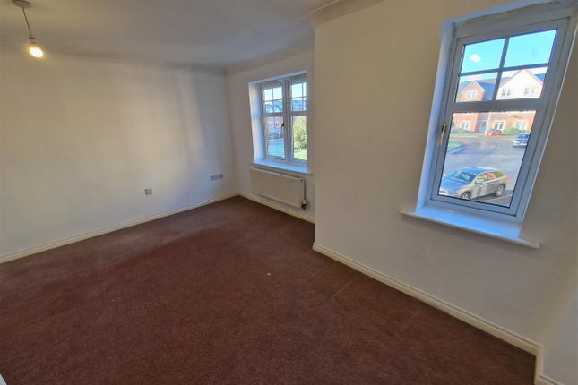 15, Chassagne Square, Crewe photo 5