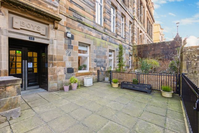 Flat for sale in Cecil Street, Hillhead