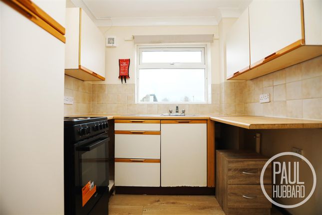 2A, Notley Road, Lowestoft photo 2