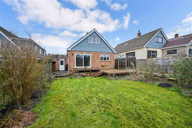 Detached house for sale in Hawthorn Road, Clanfield, Waterlooville