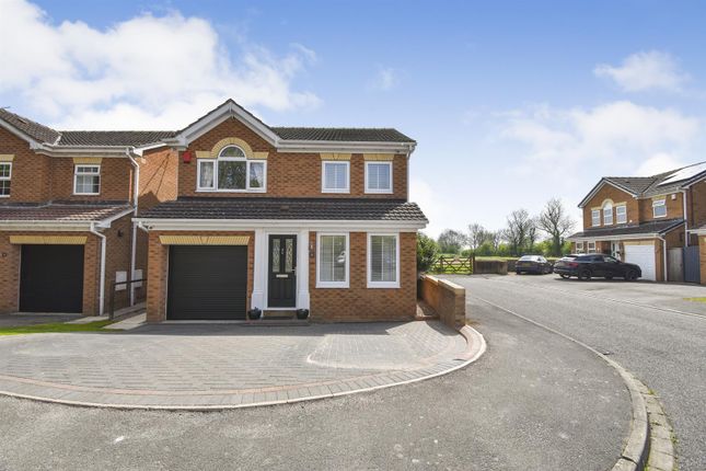 Detached house for sale in Manor Farm Close, Messingham, Scunthorpe