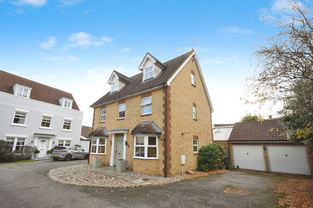 34, Wickham Crescent, CHELMSFORD photo 3