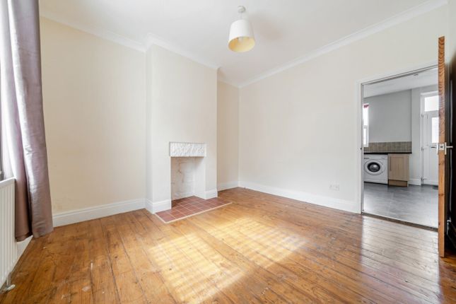 33, Mary Street, Wakefield photo 4