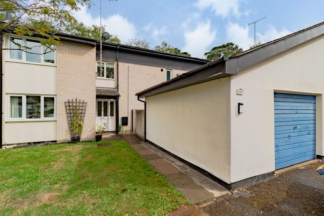 Thumbnail Detached house to rent in Epsom Close, Camberley