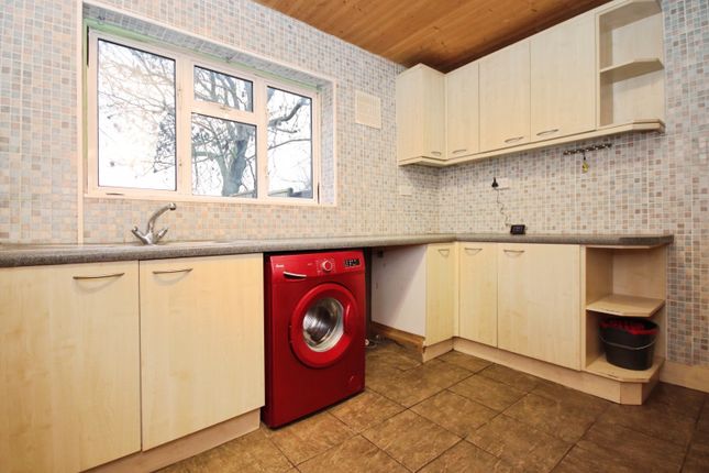 16, High Meadows, Lincoln photo 3