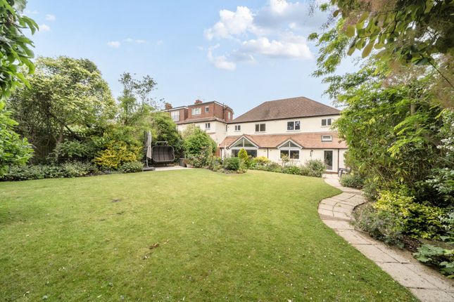 5-bed house on 17 Manor Road, Barnet, £1,450,000