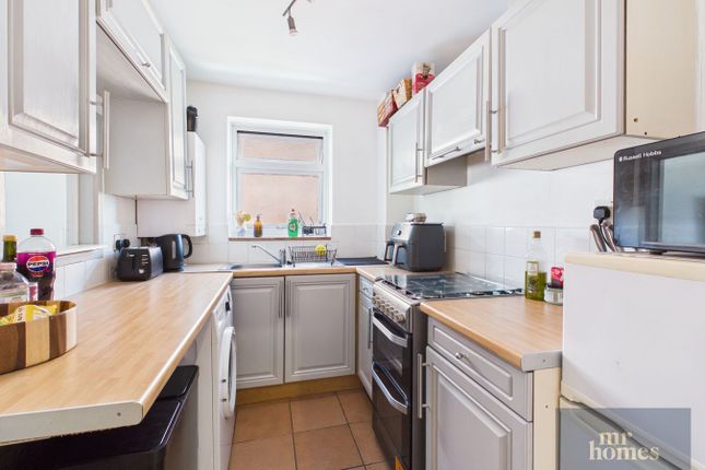 Parkside Court, Romilly Road, Cardiff photo 5