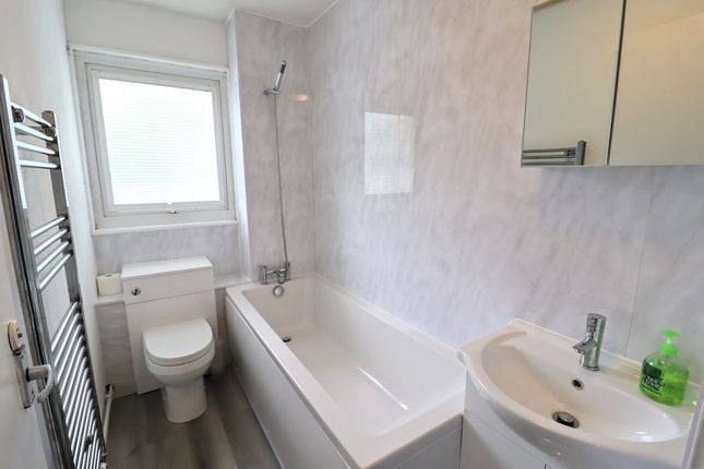 24, Buckby, Milton Keynes photo 4