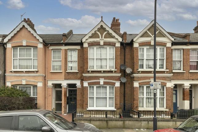 Thumbnail Flat to rent in Midmoor Road, London
