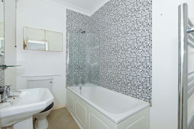 Westbourne Street, Hove photo 4