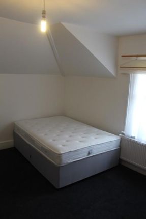 Bedroom 5 Bed.Jpg
