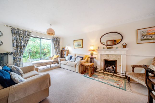 The Maples, Pertenhall Road, Bedford photo 2