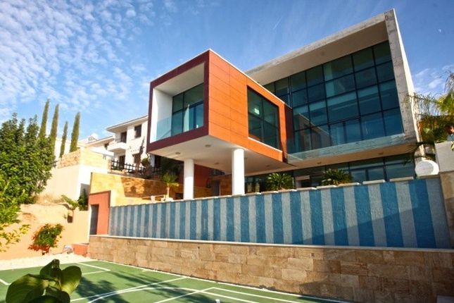 EveryListing.com has millions of real estate listings like this worldwide!