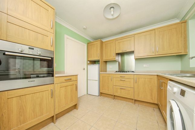 St. Monance Way, Colchester photo 3