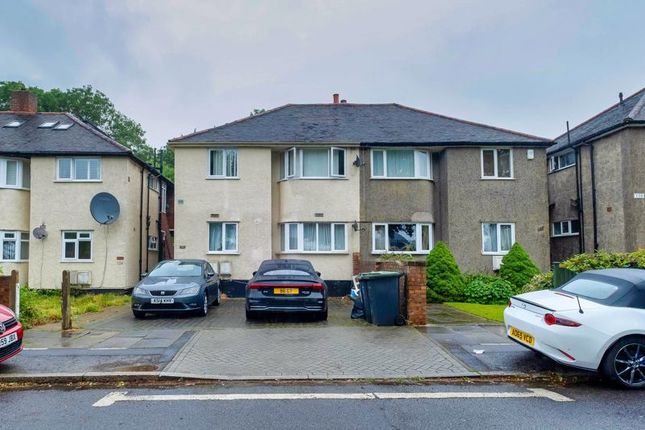 2 bed flat for sale in Meadowview Road, London SE6