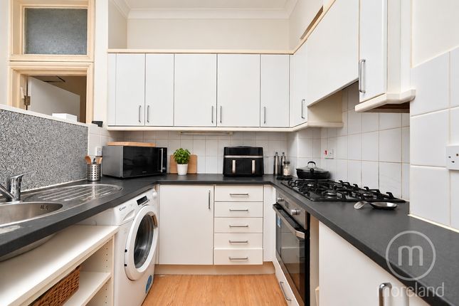 11 Beechcroft Avenue, London, Greater London photo 4