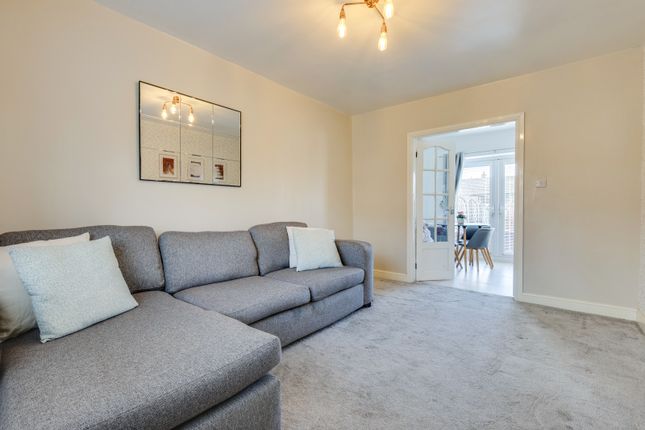 10, Masefield Street, Leeds photo 3